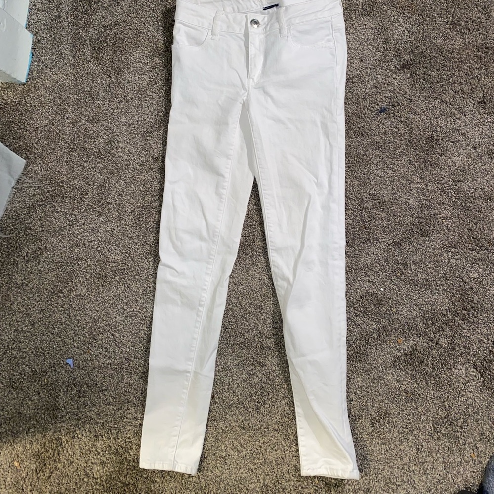 White American Eagle Jeans
